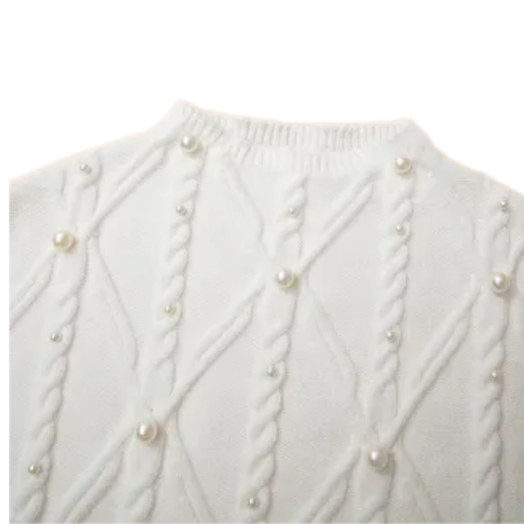 🤍 NWT White Pearled Textured Knit Sweater Vest – Size L (US 12–14) - Picture 5 of 7